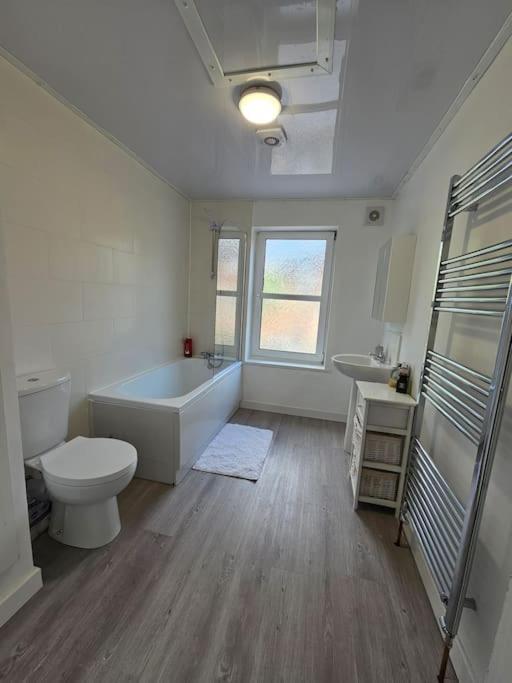 Villa Convenient 3 Bed, Pr1 Near Uclan N Train Station Preston  Esterno foto